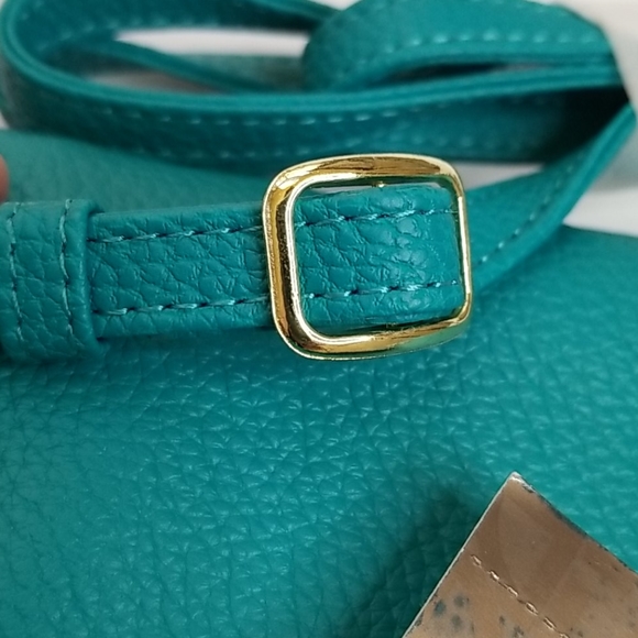 Giani Bernini Pebbled Leather Crossbody Bag - Picture 14 of 14